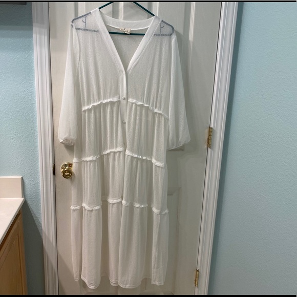 EMBER Dresses & Skirts - EMBER WHITE MAXI DRESS SZ XL